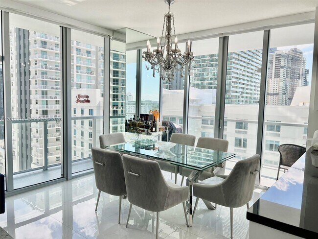 Photo - 79 SW 12th St Unit 1806