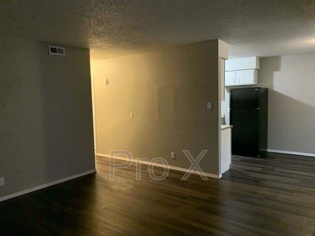 Photo - 1015 S St Louis Ave Unit #6