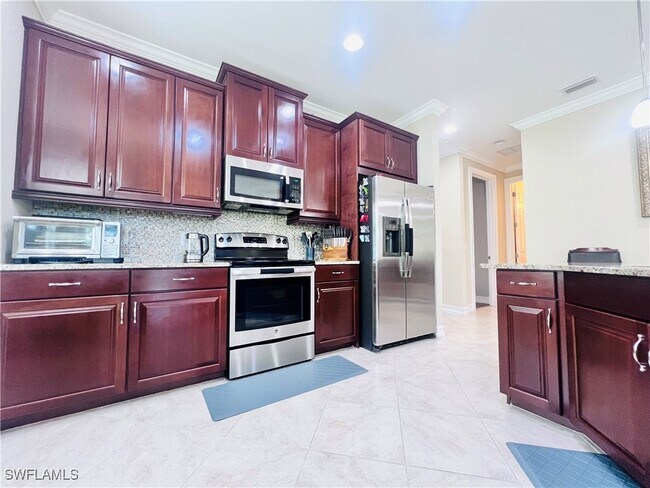 28008 Sosta Ln Unidad 4