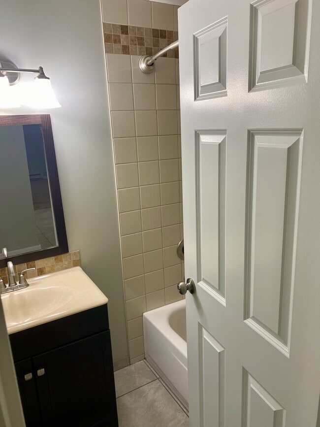 Photo - 400 Taylor Ave NW Unit 301