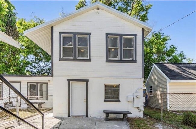 Building Photo - 2914 N 10th St Unit A