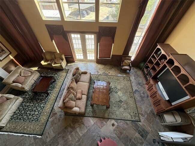 Photo - 7575 Kirby Dr