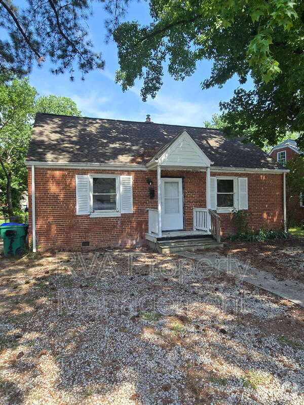 Building Photo - 1509 Silver Ave Rental