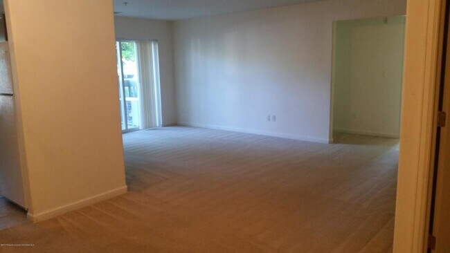 Photo - 792 Castle Valley Blvd