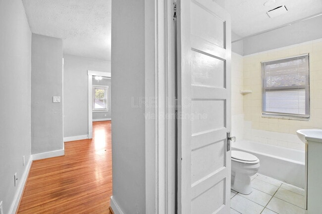 Photo - 724 Brookline Ave