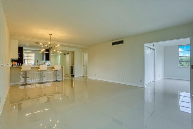 Photo - 535 Oaks Dr Unit 510