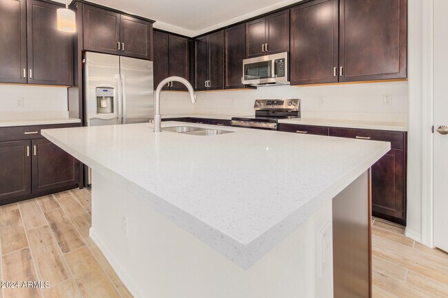 Photo - 1871 E Hampton Ln