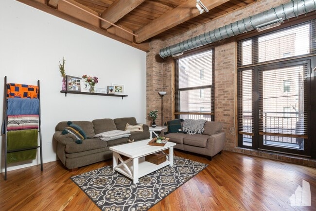 Photo - 1040 W Adams St Unit 610