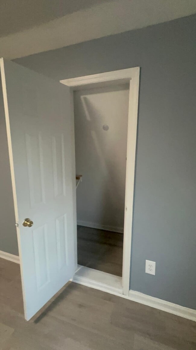 Photo - 230 N 11th St