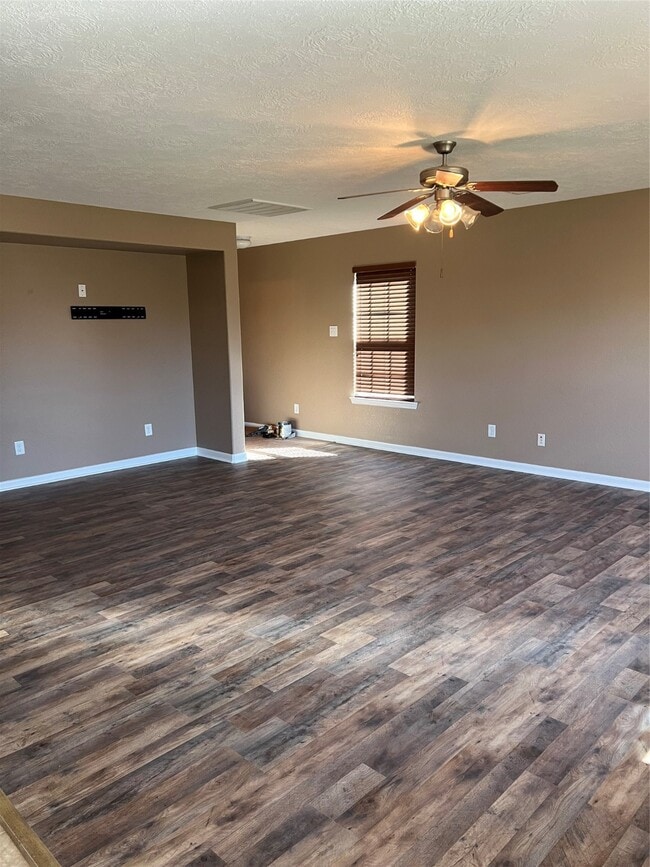 Building Photo - 7739 Muley Ln Rental