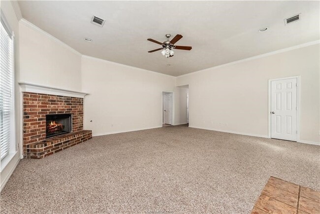 Photo - 4009 Reatta Ln