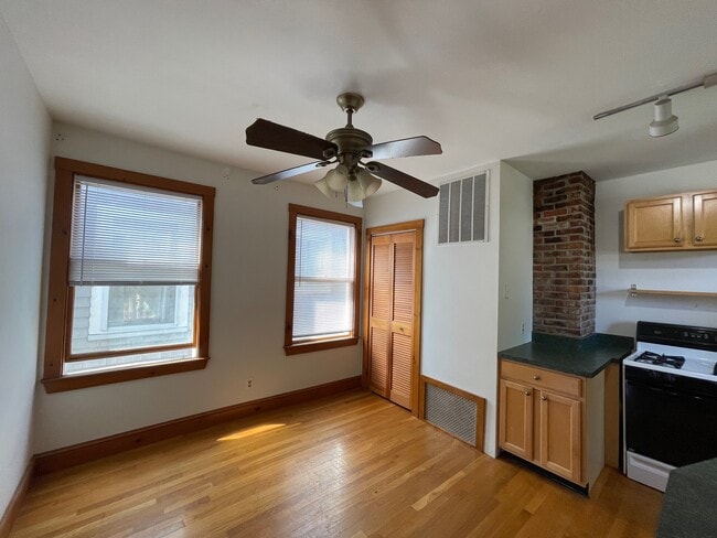 Photo - 81 Tremont St Unit 3