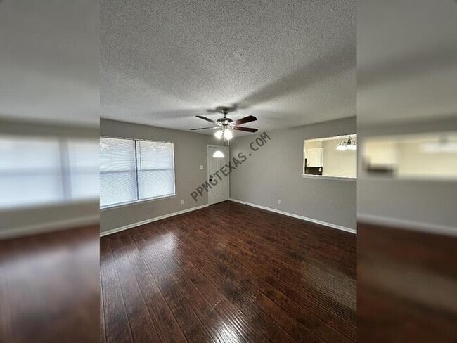 Photo - 9 Collins Ct