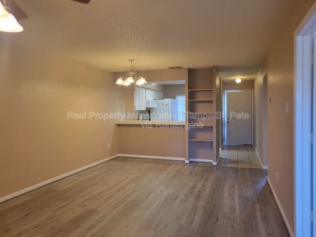 Photo - 4903 Myrtle Oak Dr Unidad 14