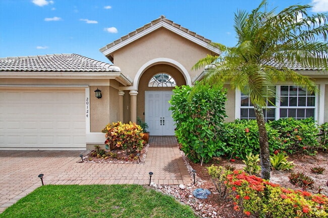 Building Photo - 20124 Ocean Key Dr Rental