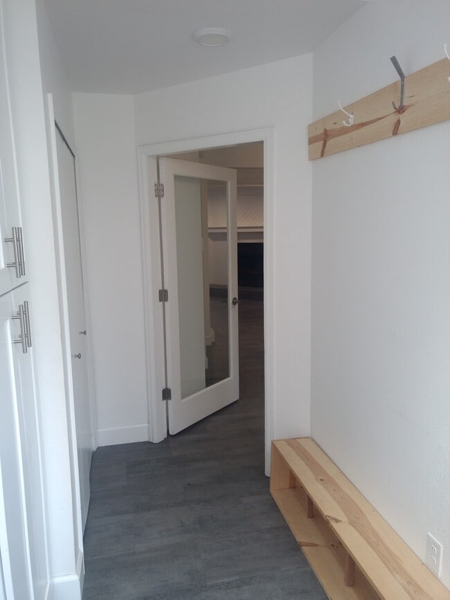 Photo - 3147 Bell Dr