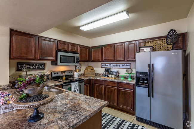 2BR, 2BA - A7