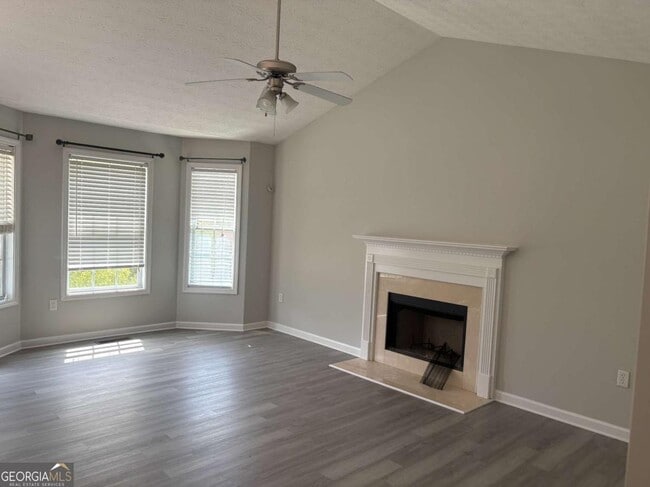 Photo - 122 Remington Pl Dr