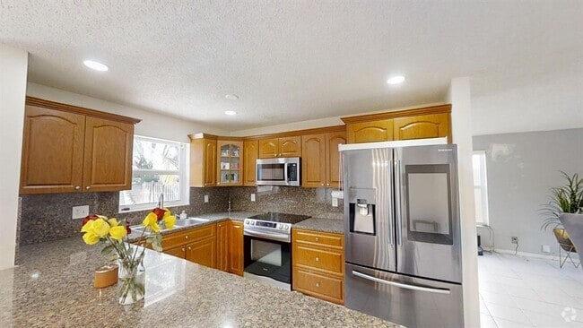 Building Photo - 8422 SW 44th Pl Rental