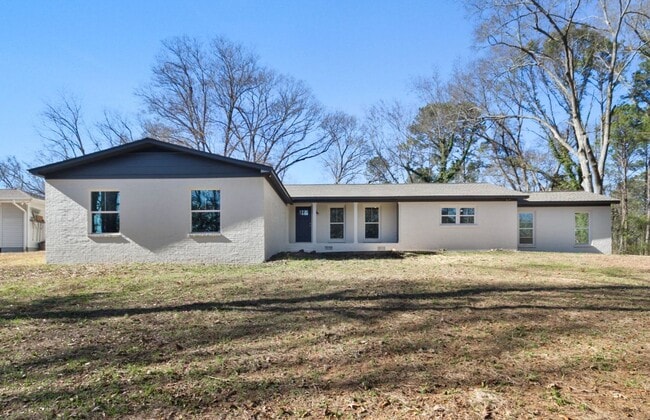 Photo - Cozy 3 Bed 3 Bath House! Available Now!