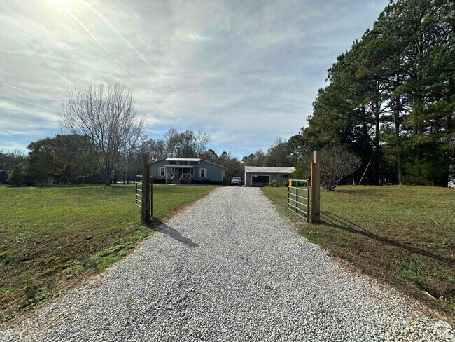 Building Photo - 246 Trotters Way Rental