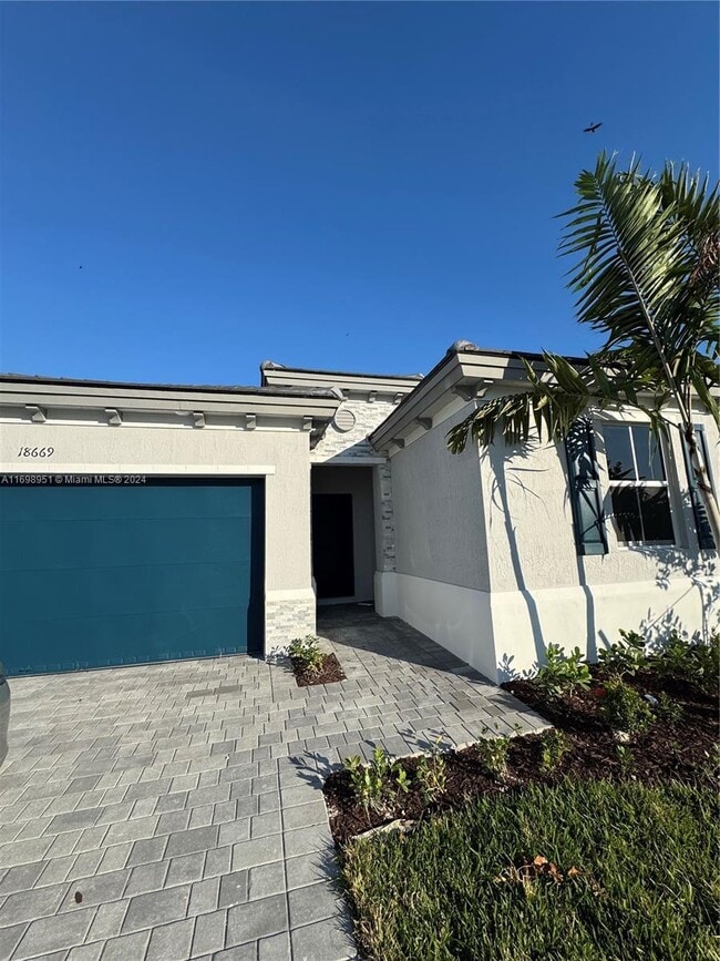 Photo - 18669 SW 136th Ave