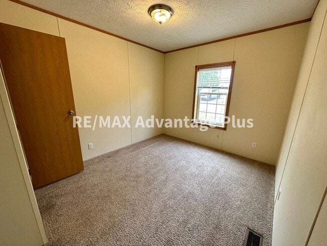 Photo - Affordable 3-Bedroom with Master Suite and Private Setting!