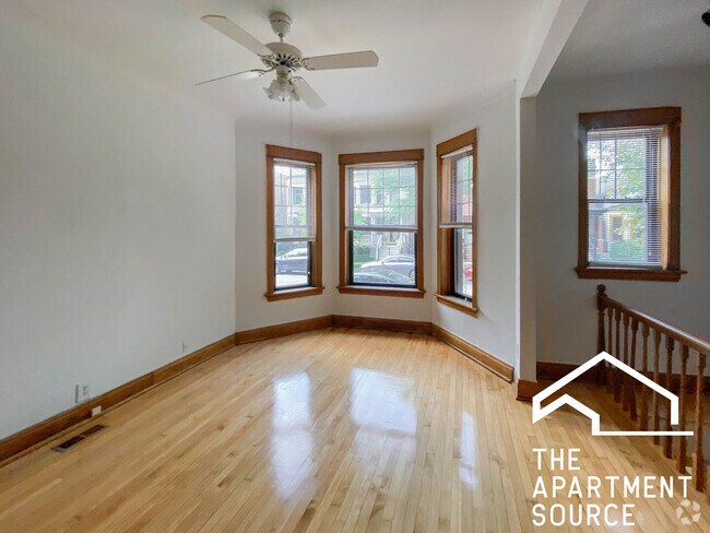 Building Photo - 3637 N Paulina St Unit #1 Rental