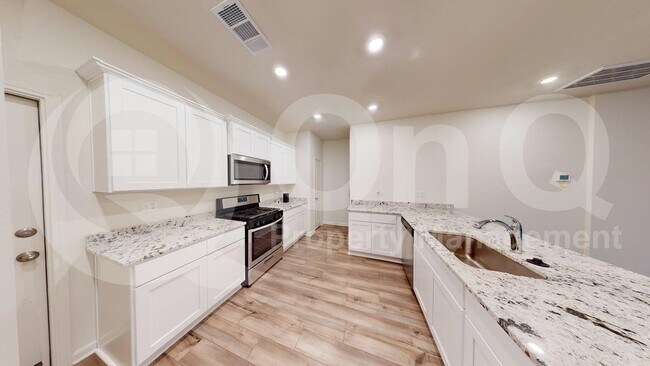 Photo - 316 Marsh Ln