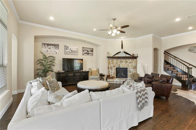 Photo - 861 Waterview Dr