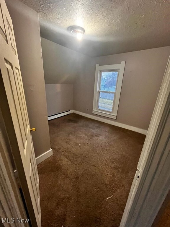 Photo - 2495 Apple Ave