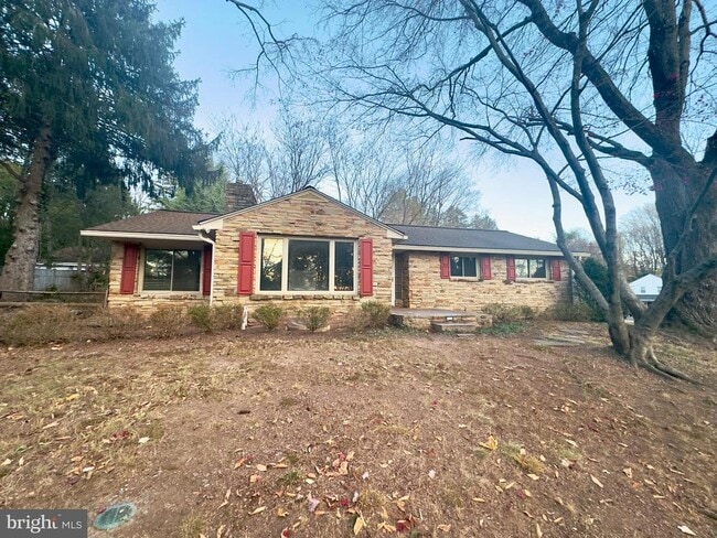 Photo - 1 High Acres Dr