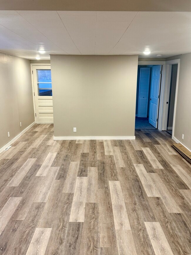 Photo - 401 W Douglas Ave