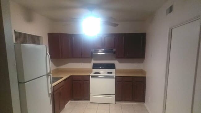 Building Photo - Presidio - 3310 Unit 3310