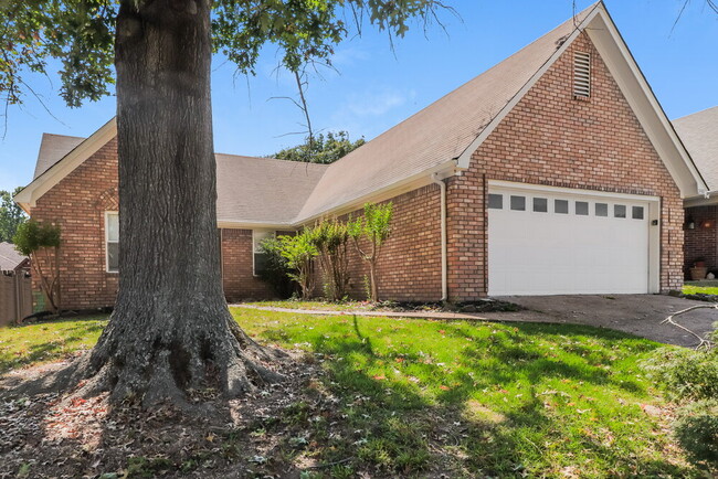 7439 Overcreek Ln