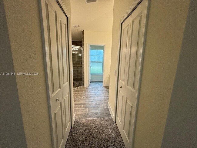 Photo - 2711 20th St SW