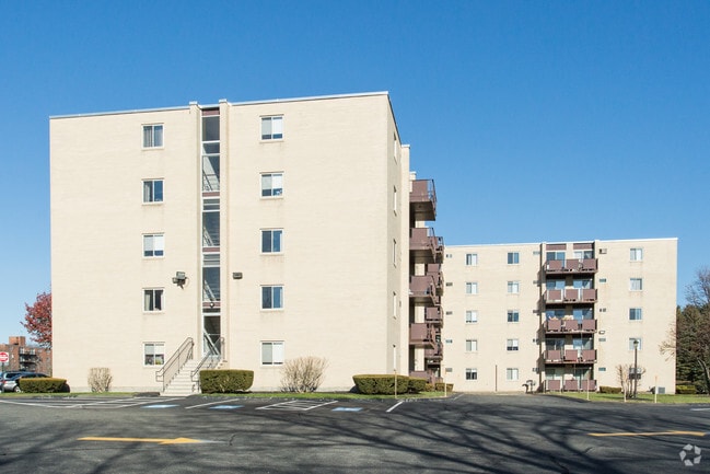 LEISURE LANE