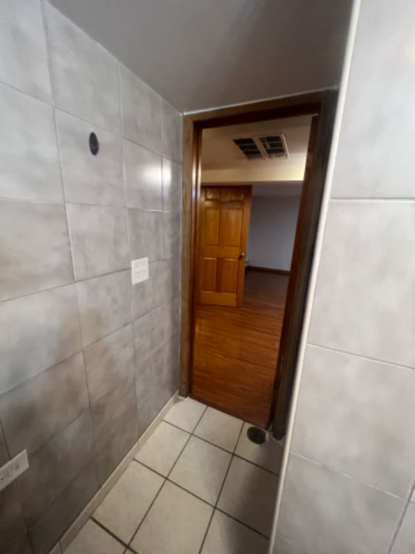 Photo - 5458 S Karlov Ave Unidad Garden