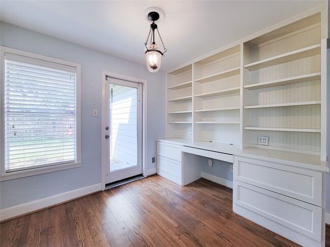 Photo - 5536 Aspen St