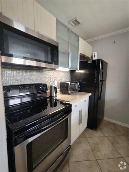 Building Photo - 3030 NE 5th Terrace Unit 11 Rental