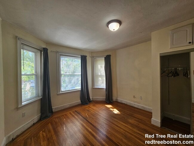 Photo - 73 Thatcher St Unidad 301