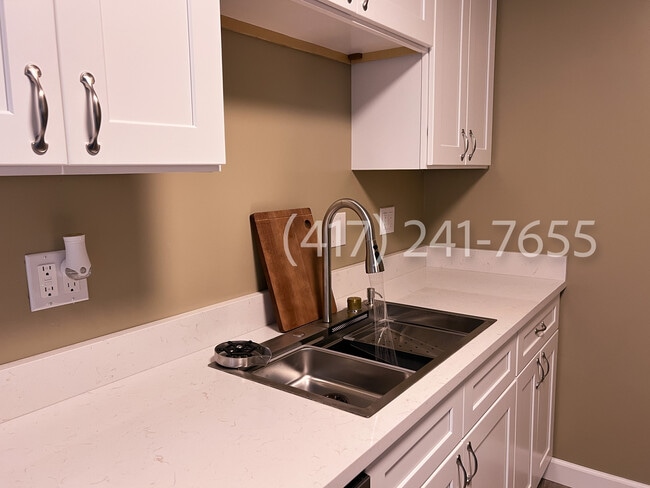 Photo - 3016 W Roxbury St Unit Apt A