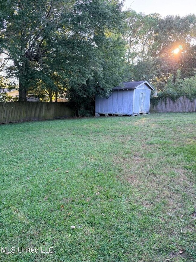 Photo - 3 BR/2BA Rental in Pinecrest Subdivision