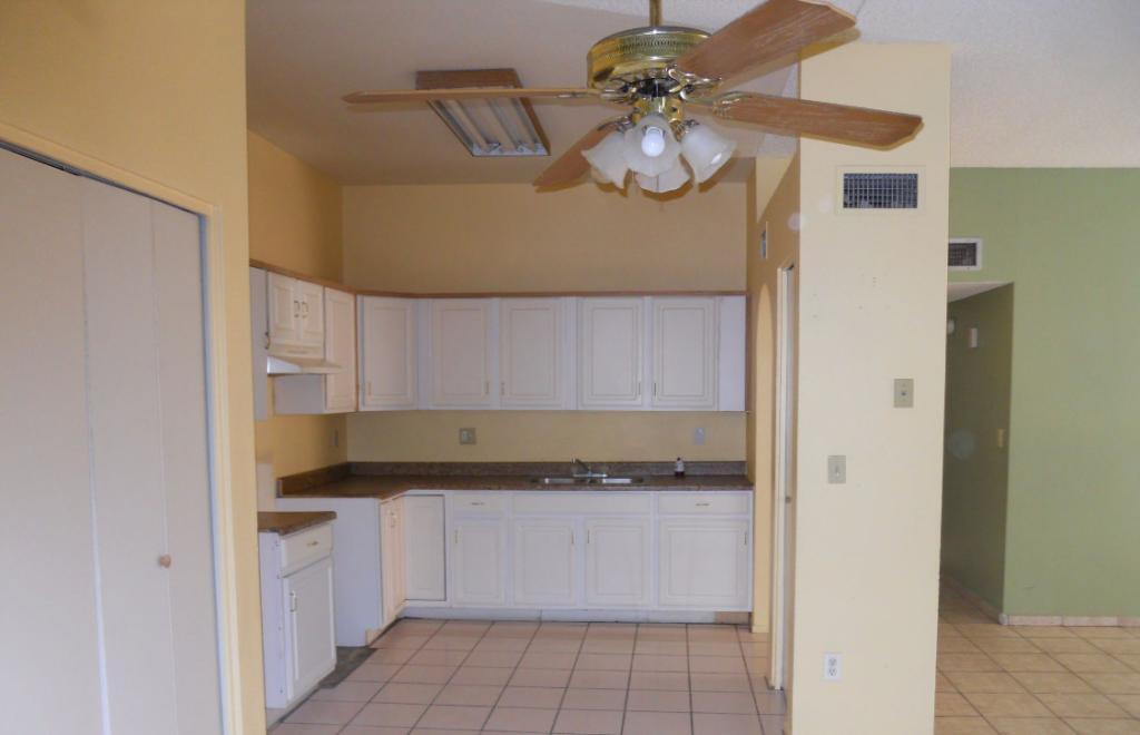 Photo - 236 W Melridge St