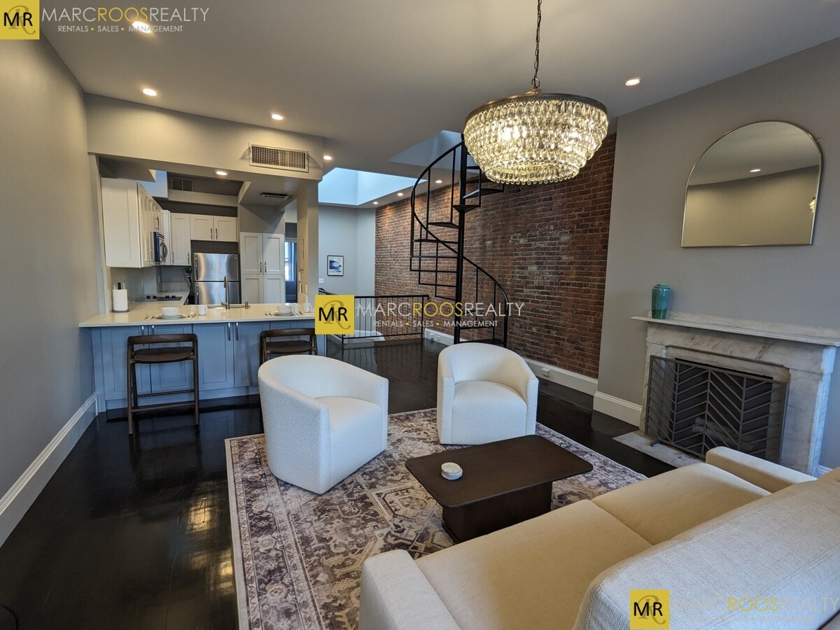 Photo - 265 Beacon St Unidad 5 Rental
