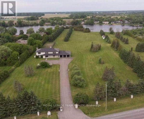 Photo - 1570 River Rd