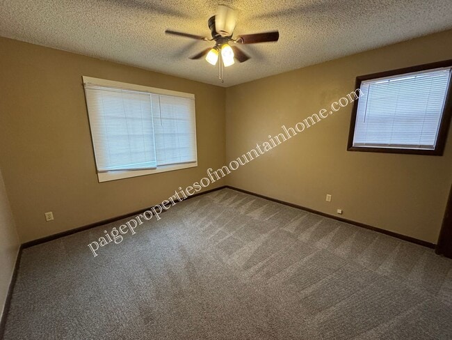 705 Winchester St Unit 703 Winchester St