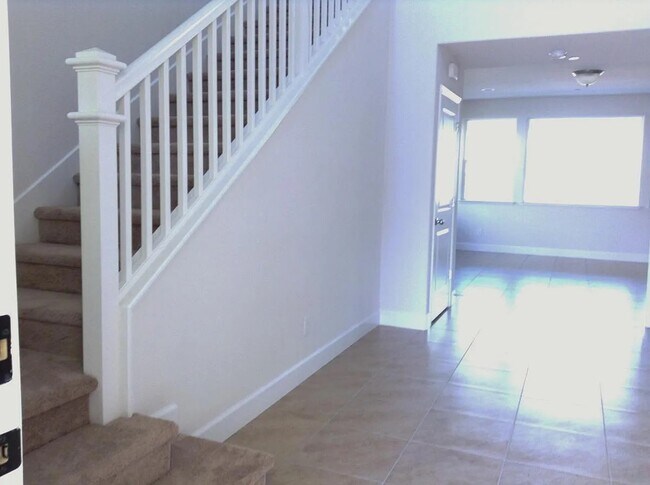 Photo - 239 Bravada Cir