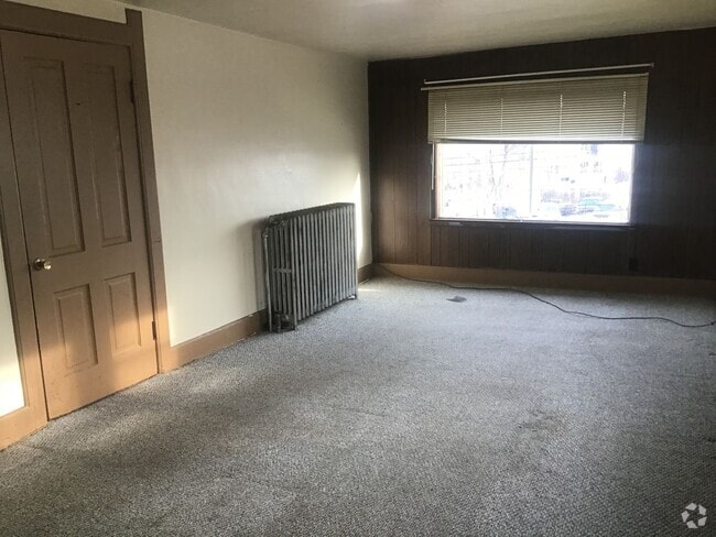 Building Photo - 2705-2707 S. 9th Pl. Unit Upper Rental