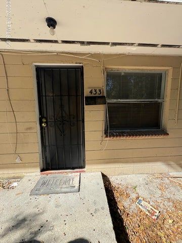Photo - 433 W 18th St Apartment